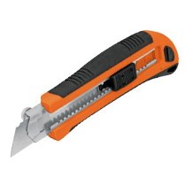 CUTTER PROFESIONAL GUIA METALICA18mm