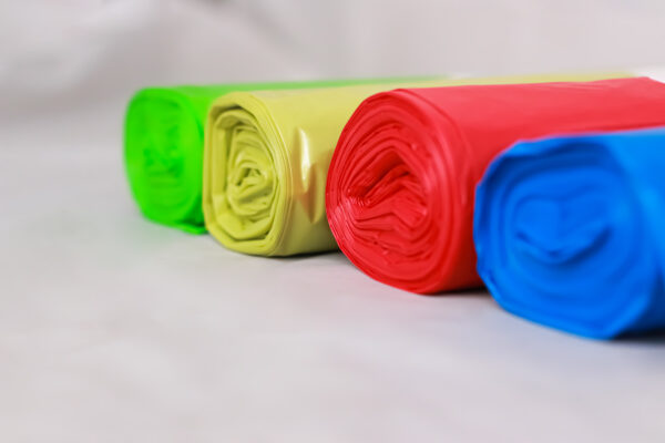 BOLSA BASURA 85X105 VERDE STANDAR R10 C.40 - Imagen 4