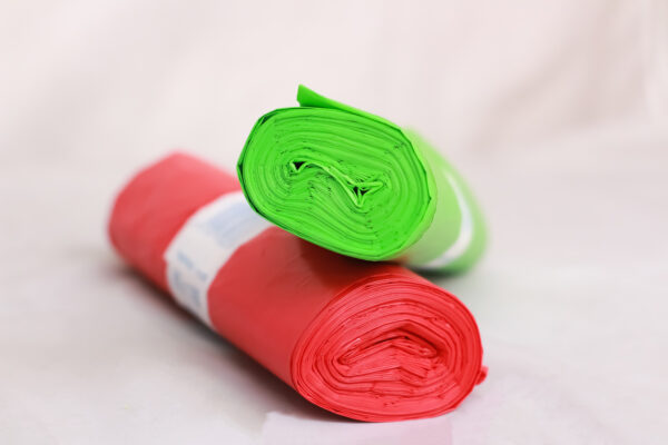 BOLSA BASURA 85X105 VERDE STANDAR R10 C.40 - Imagen 5