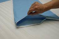 FUNDA ALMOHADA POLIURETANO CREMALLERA AZUL 80 CM